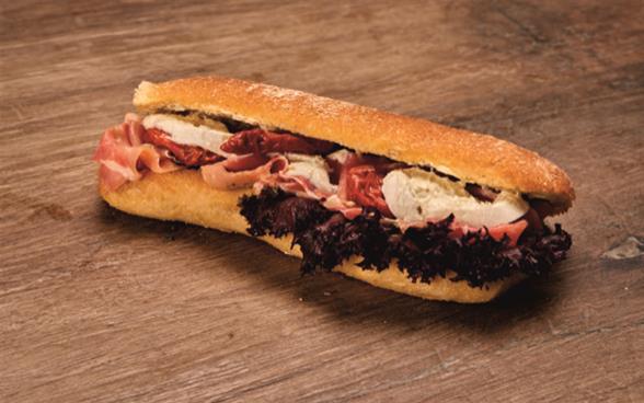 Crudo-gourmet sandwich